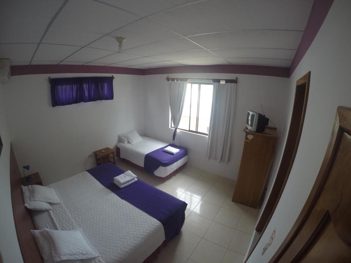Hotel La Gran Tortuga - ᯤ Starlink Puerto Villamil Ngoại thất bức ảnh