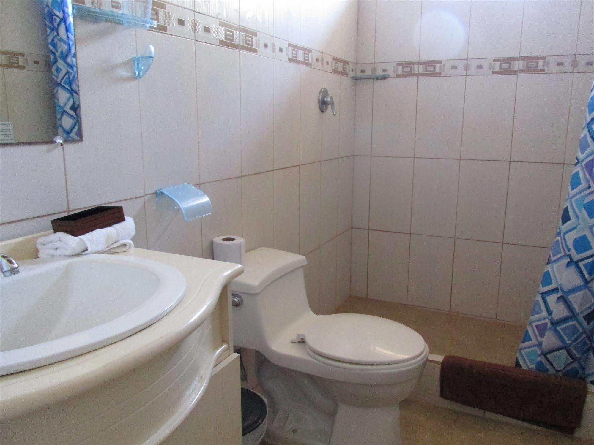 Hotel La Gran Tortuga - ᯤ Starlink Puerto Villamil Ngoại thất bức ảnh
